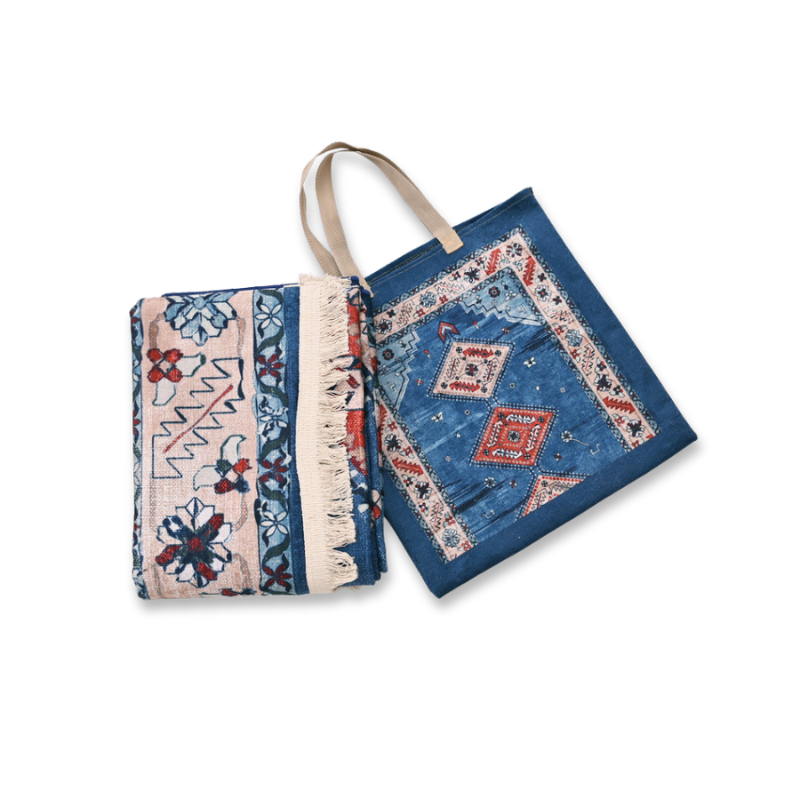 Blavish Foldable Rug